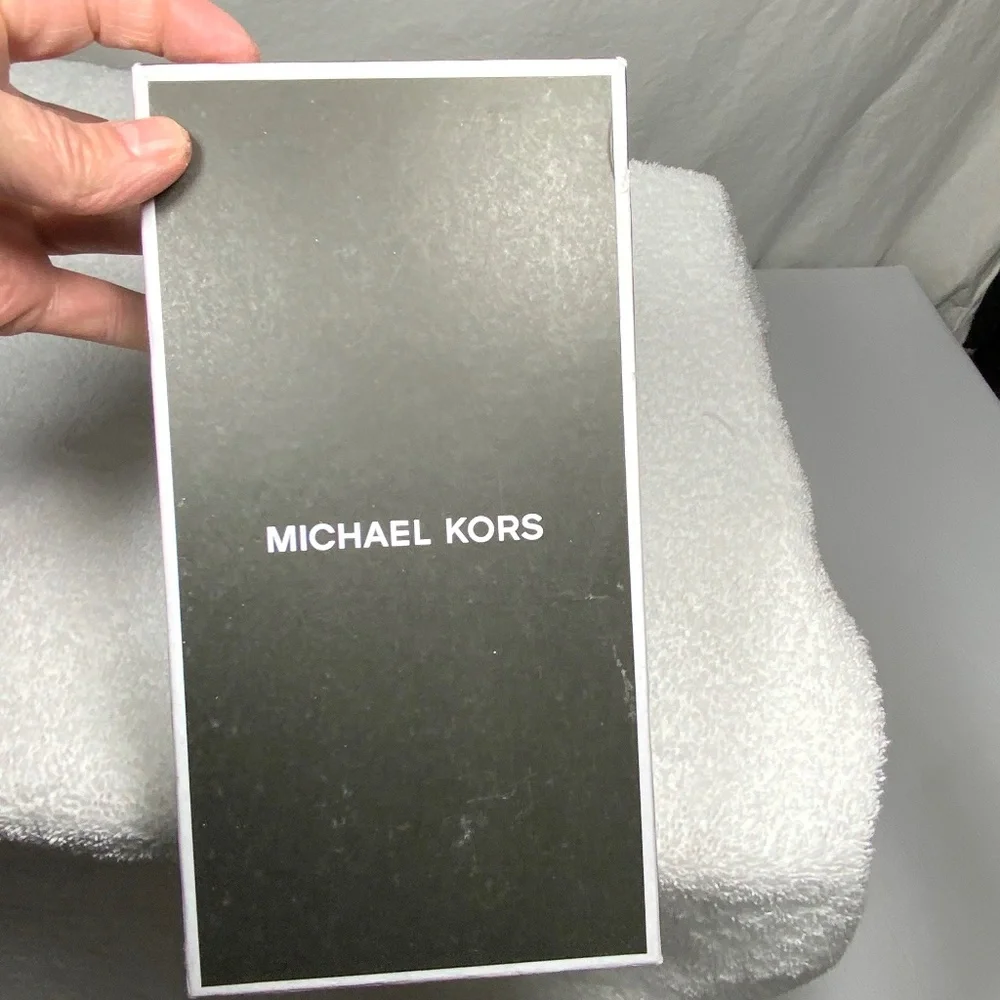 NWT - Michael Kors Men's Studded Wallet - Jet Set Tech Zip Around